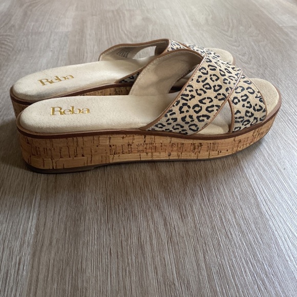 Reba Payden Cheetah Leather Flatforms - Picture 7 of 15